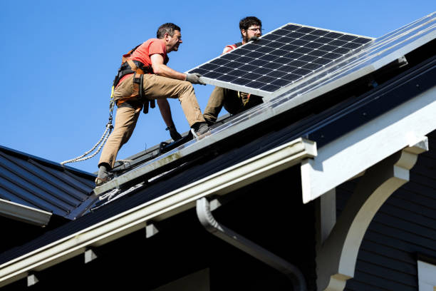 Best Emergency Roof Repair Services  in East Aurora, NY
